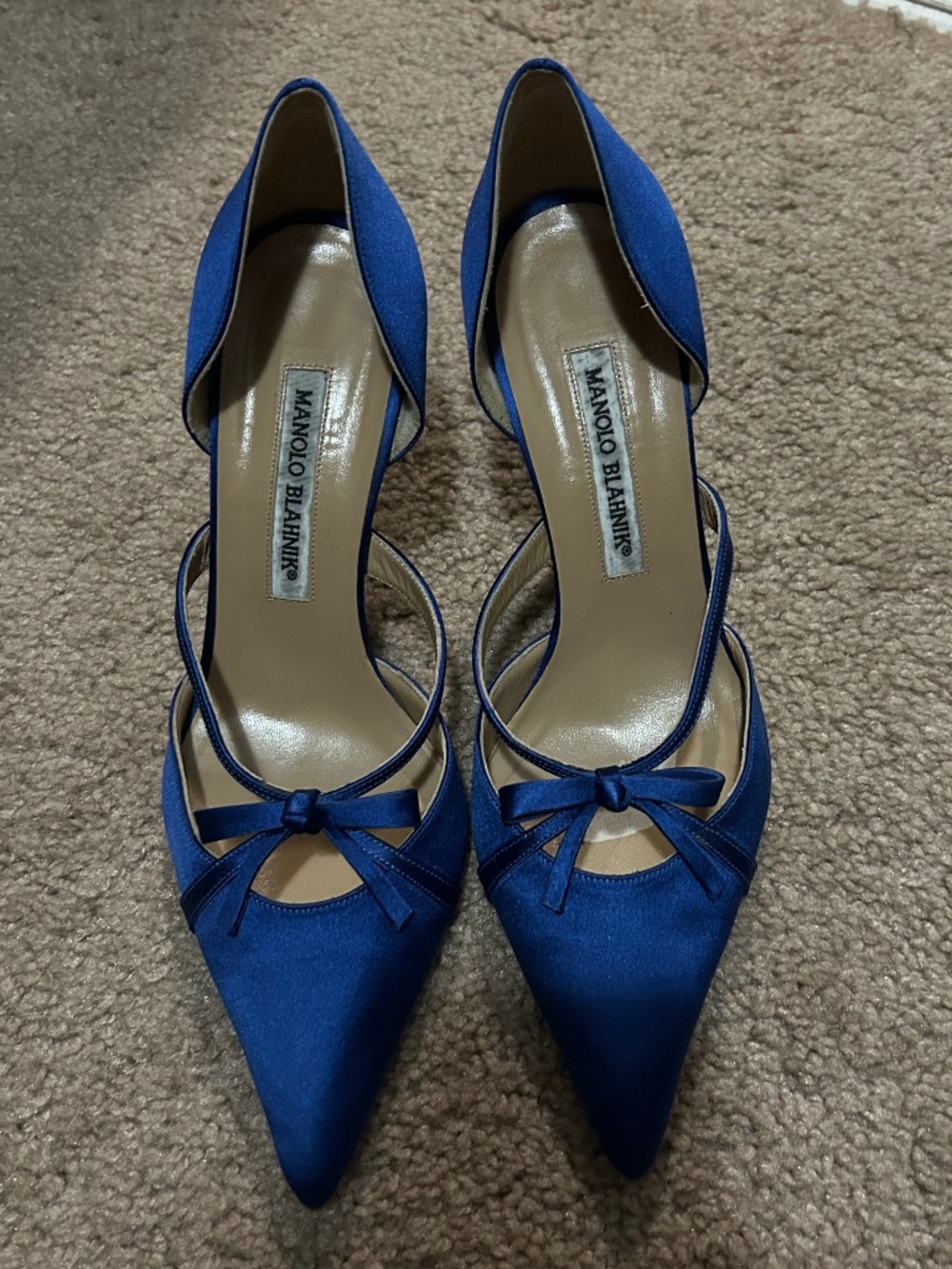 Manolo Blahnik Brand blue heel